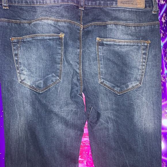 Jeans - Picture 5 of 5